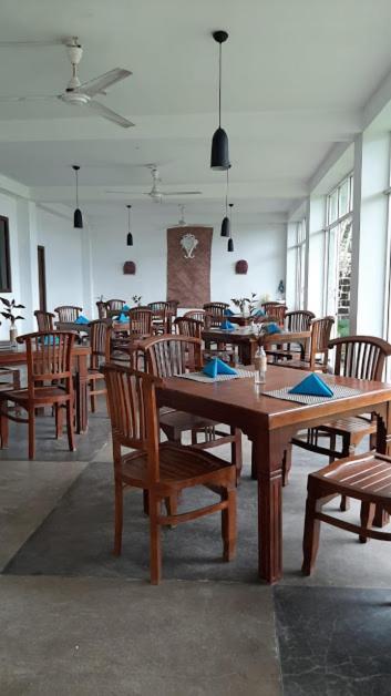 Akurala Beach Boutique Resort エクステリア 写真