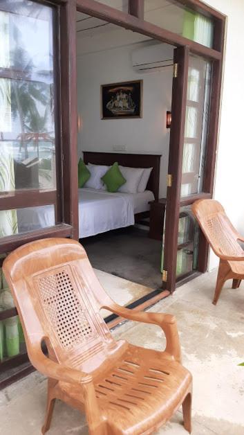 Akurala Beach Boutique Resort エクステリア 写真
