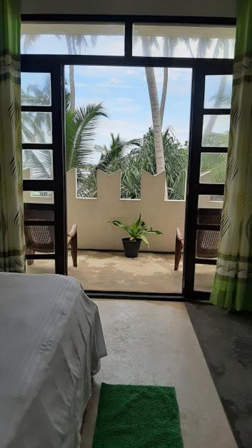 Akurala Beach Boutique Resort エクステリア 写真